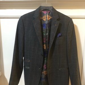 Ted Baker Endurance blazer Grey check. 38 chest.